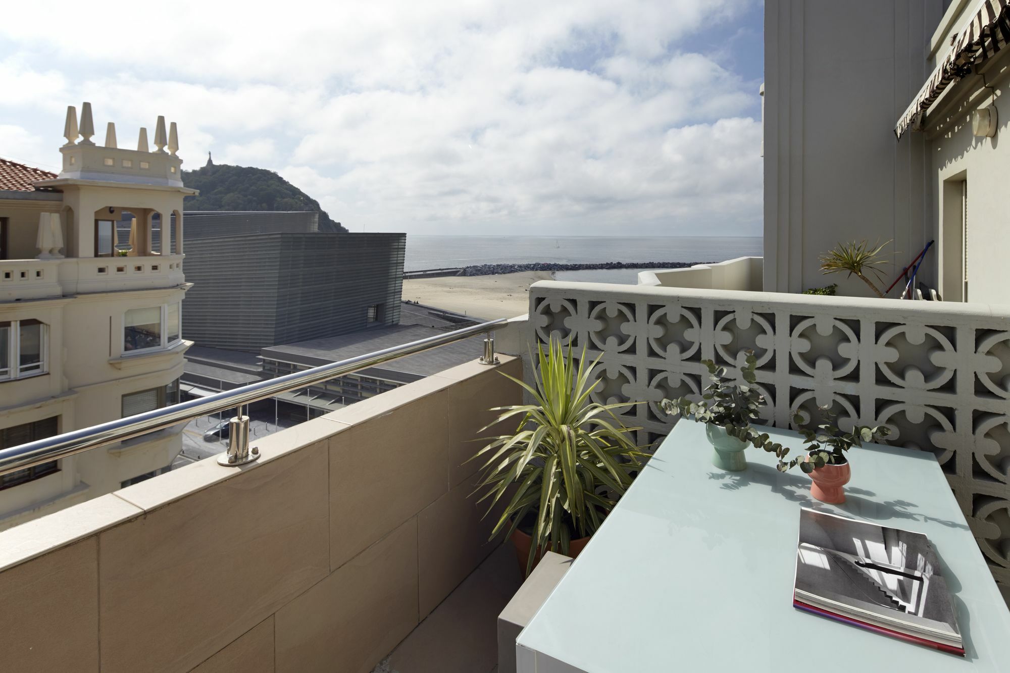 Beach House 2 By Feelfree Rentals San Sebastian Exterior photo